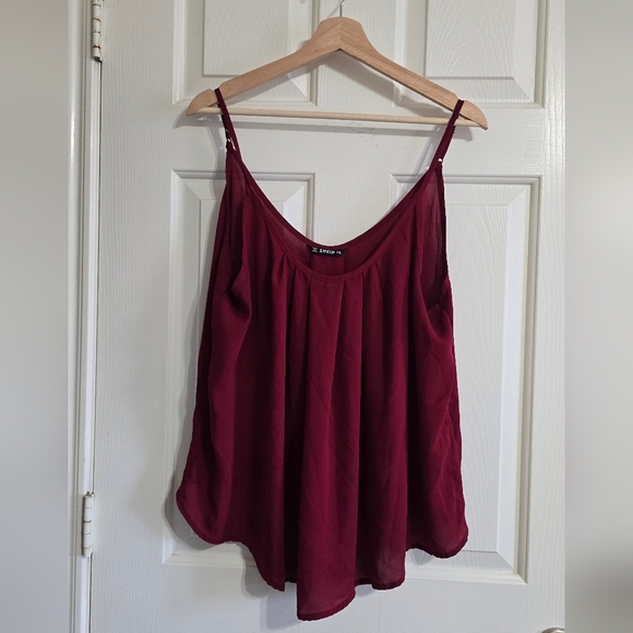 Red Sleeveless Top 2XL Spaghetti Strap - Picture 1 of 2